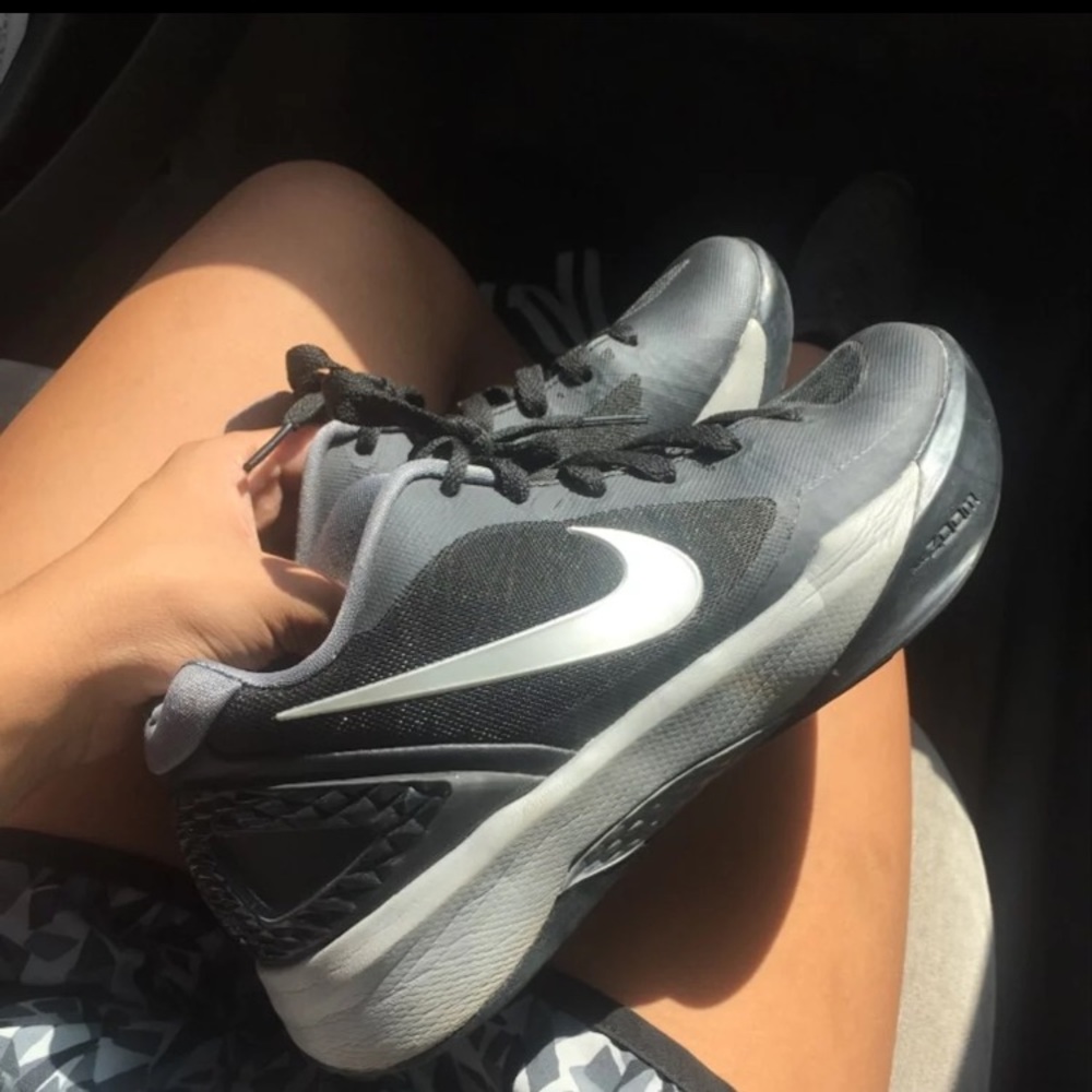 Nike hyperspike volleyball shoes